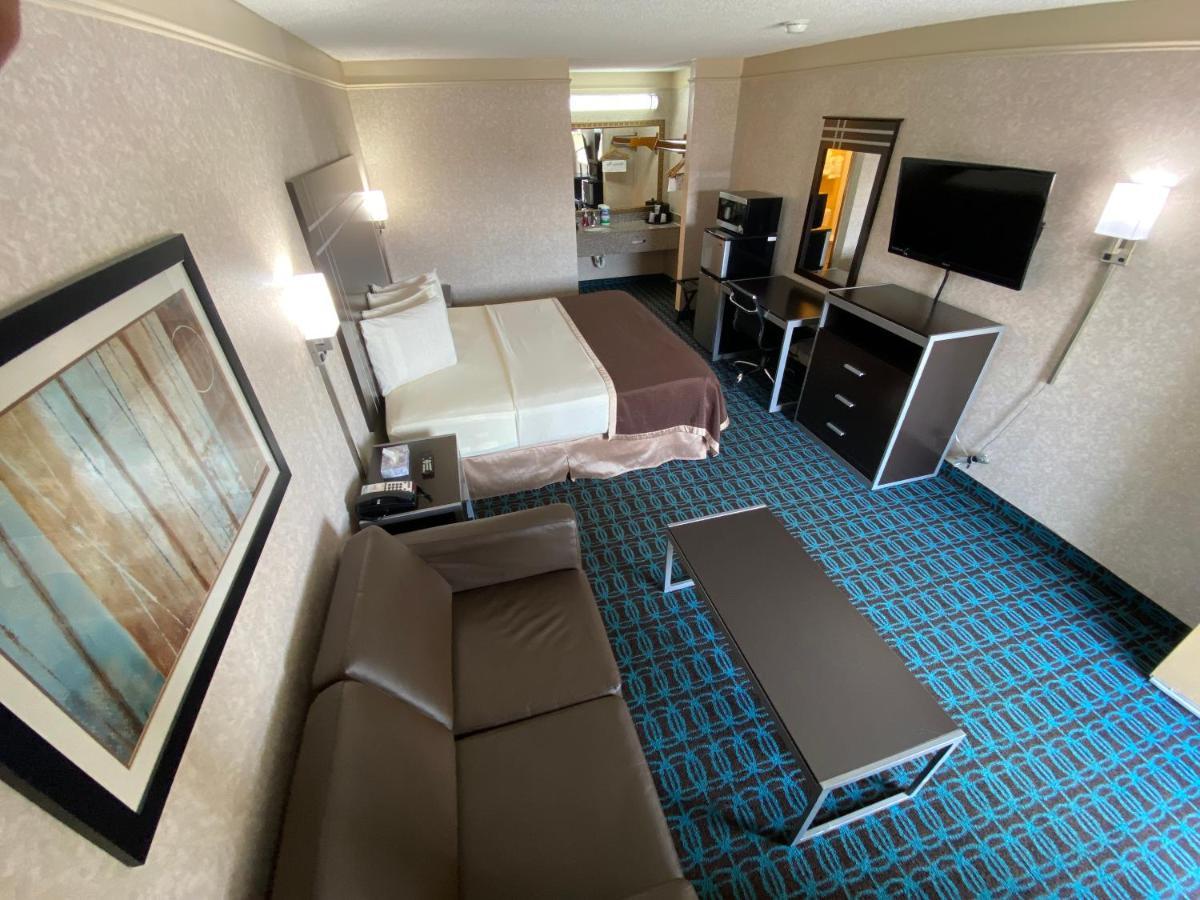 Deluxe Inn - Fayetteville I-95 المظهر الخارجي الصورة