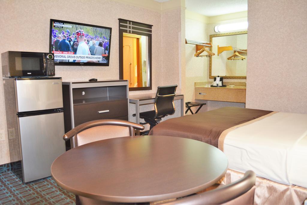 Deluxe Inn - Fayetteville I-95 المظهر الخارجي الصورة