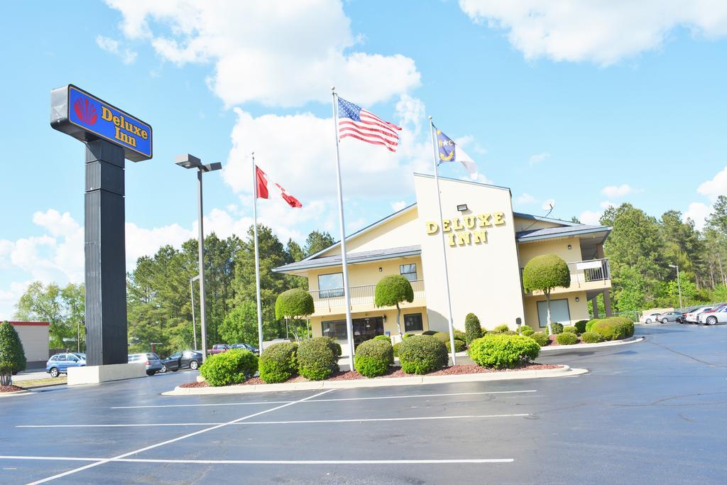 Deluxe Inn - Fayetteville I-95 المظهر الخارجي الصورة